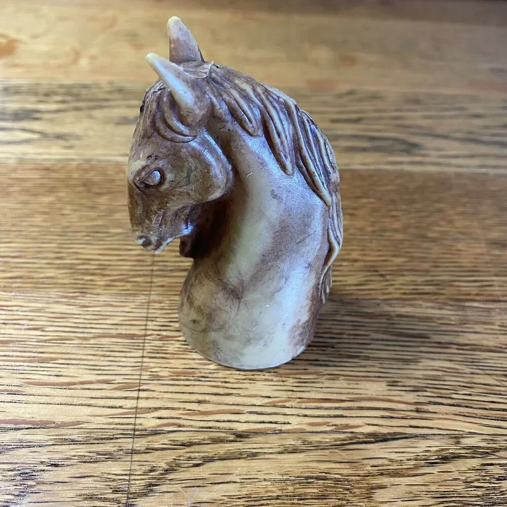 Horse Head Figure Twist/Screw Bottle Topper Brown 3 Inch